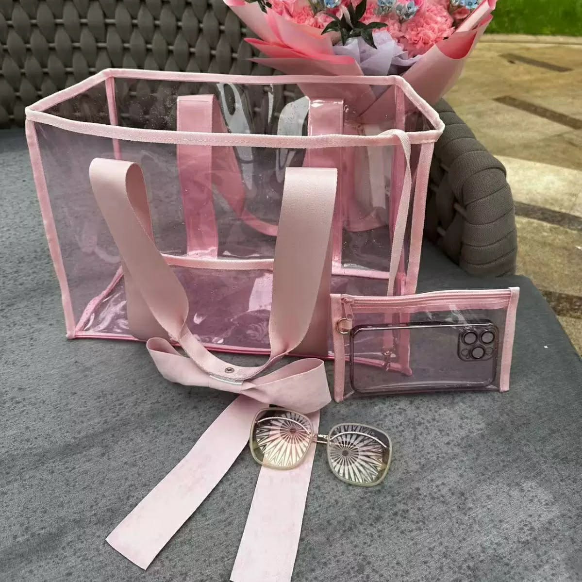 Pink Bow Tote and Wristlet (shipping estimate 6/30)
